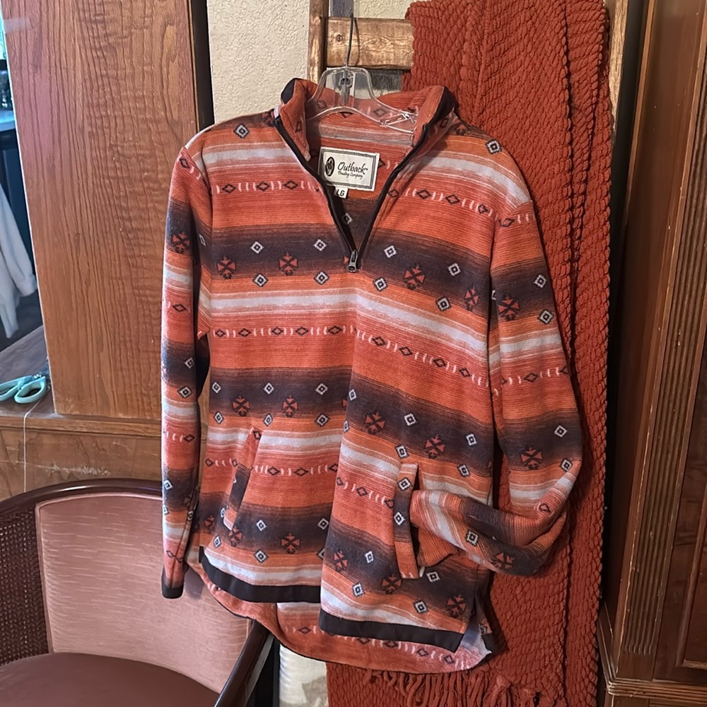 Outback Trading Co. fleece pullover